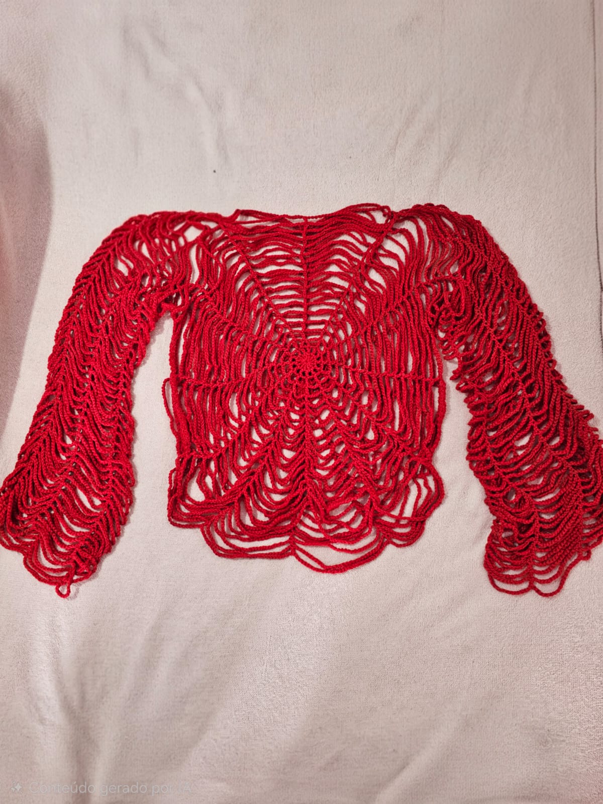 Vestimenta em crochê